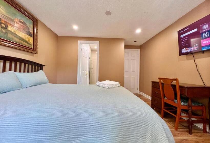 پانسیون Cozy Home Near Hillcrest Mall In Central Richmond Hill