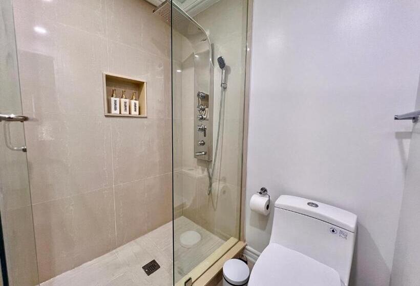پانسیون Cozy Home Near Hillcrest Mall In Central Richmond Hill