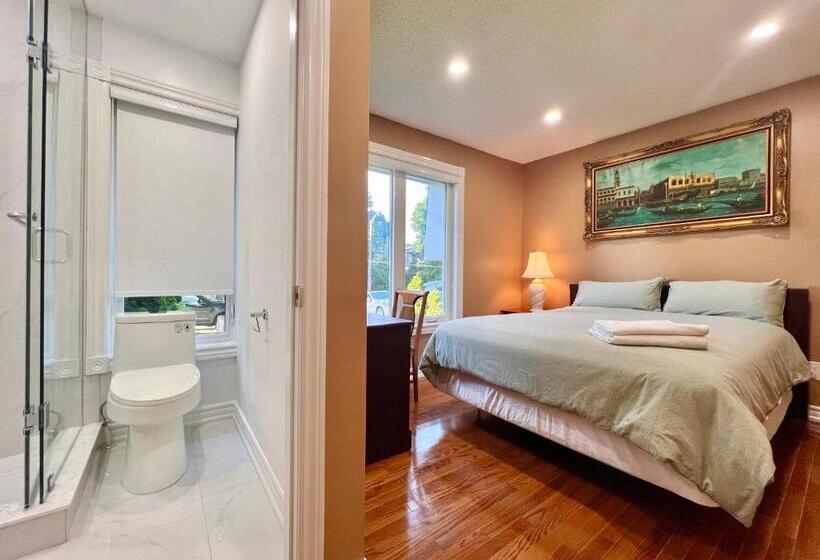 پانسیون Cozy Home Near Hillcrest Mall In Central Richmond Hill