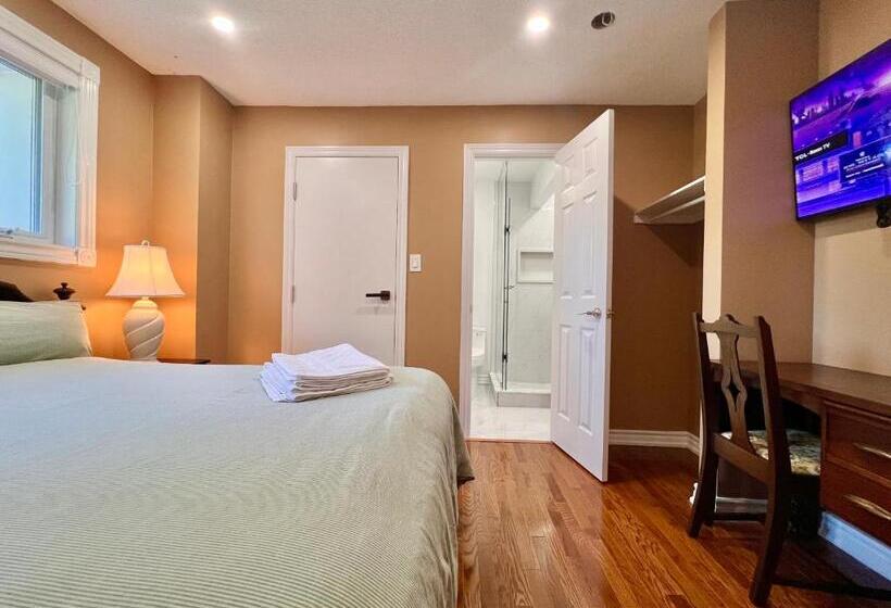 پانسیون Cozy Home Near Hillcrest Mall In Central Richmond Hill