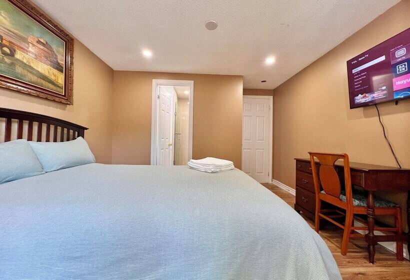 پانسیون Cozy Home Near Hillcrest Mall In Central Richmond Hill