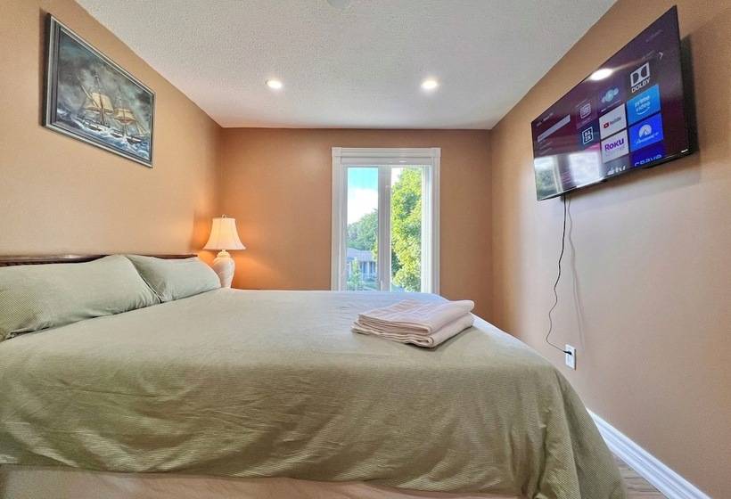 پانسیون Cozy Home Near Hillcrest Mall In Central Richmond Hill