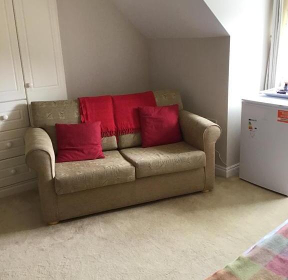 פנסיון Glenfarne House