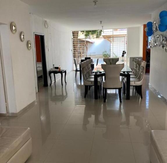 پانسیون Hostal Mi Casita