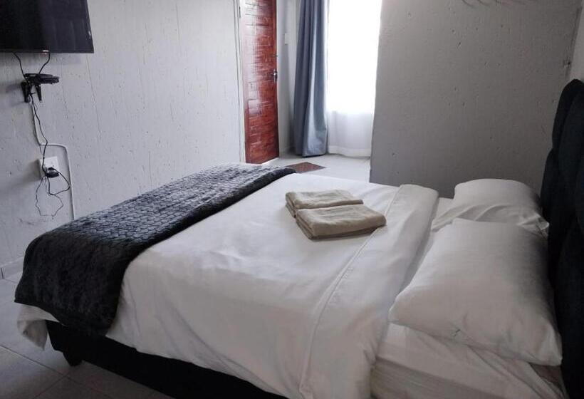 پانسیون Rivoni Guest House