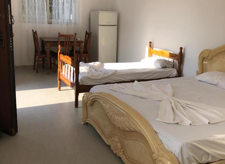 پانسیون Guest House A&n