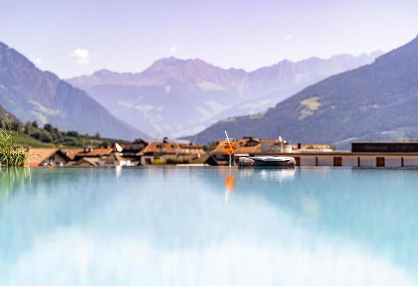 膳宿费 Villa Hubertus Luxuria Nova Suites   Adults Friendly