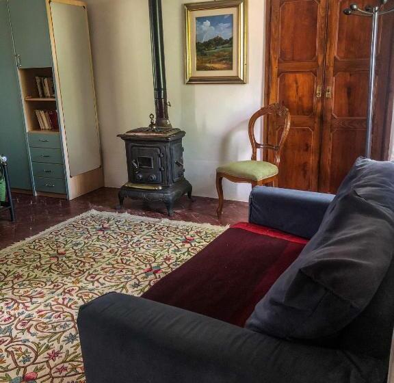 مبيت وإفطار Oobeh Country House