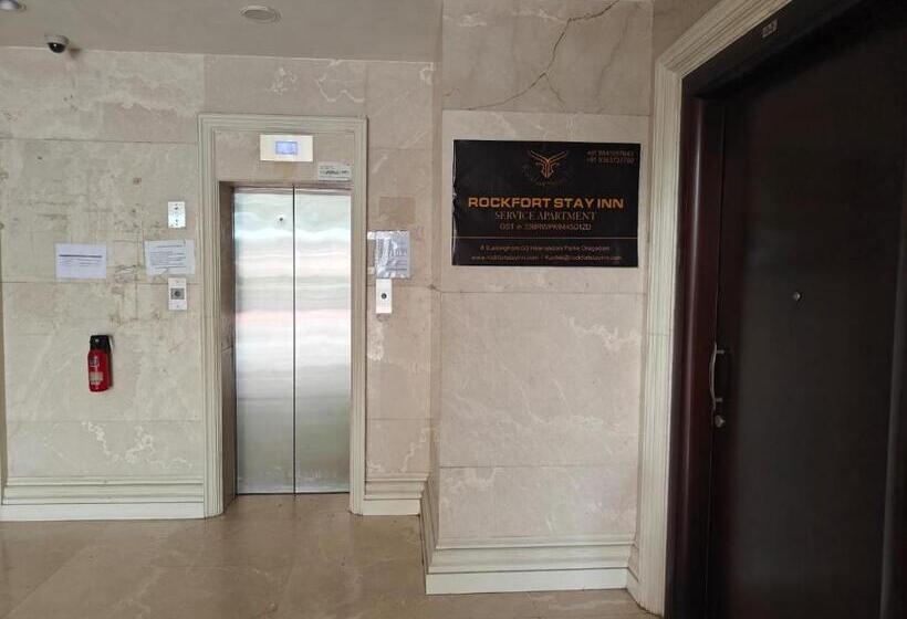 تختخواب و صبحانه Rockfort Stay Inn