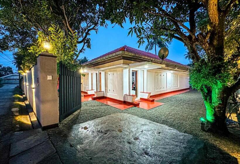 فندق Coastal Breeze