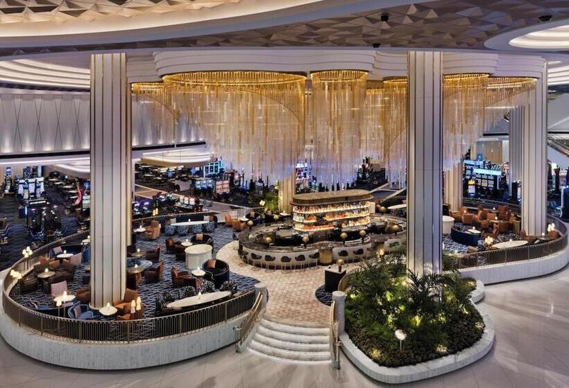 هتل Fontainebleau Las Vegas By Suiteness