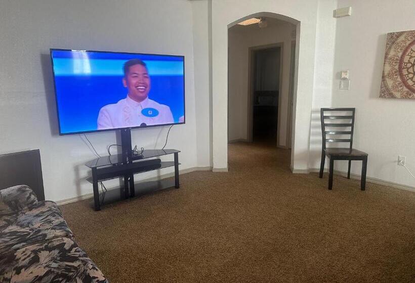 هتل House