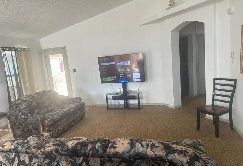 هتل House