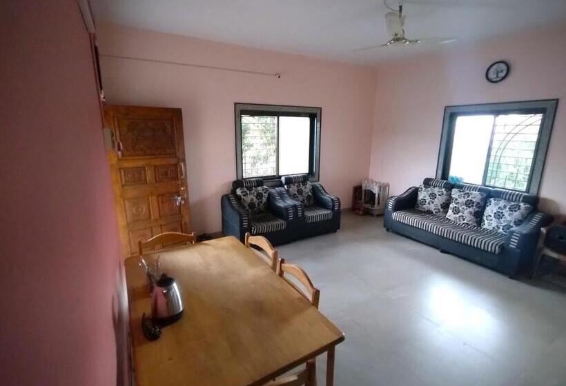 فندق Jayshree Farmstays