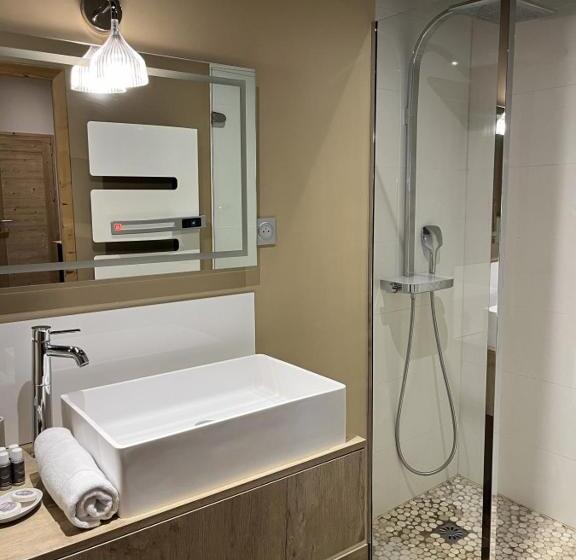 هتل Le 19   Chambre Patio 34m2   Centre Historique   Clim