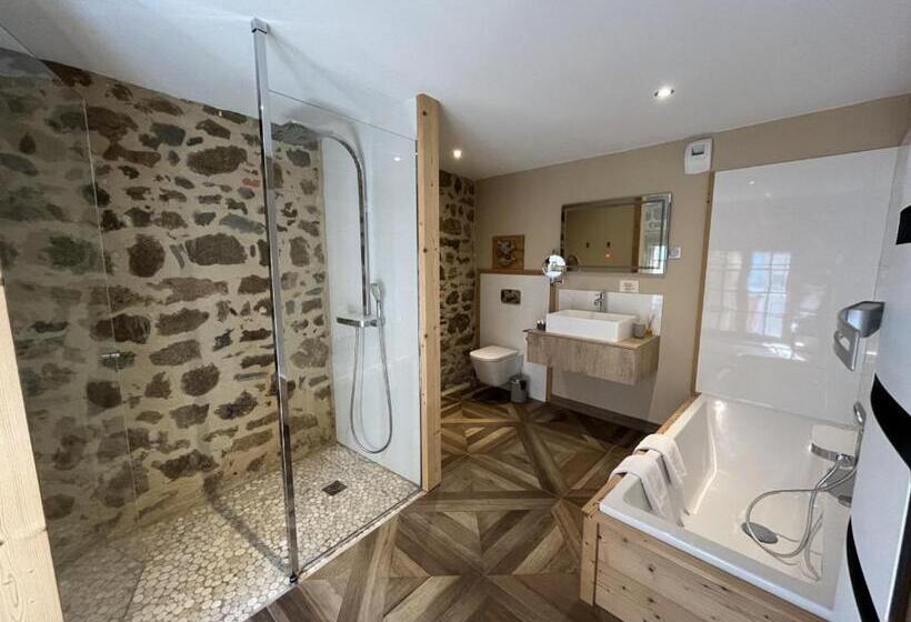 هتل Le 19   Suite 19   50m2   Centre Historique   Clim
