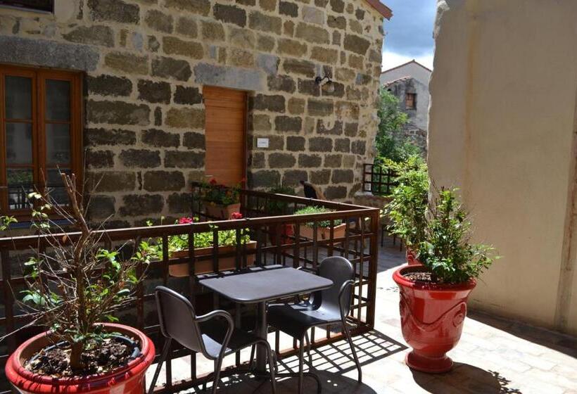 هتل Le 19   Suite 19   50m2   Centre Historique   Clim