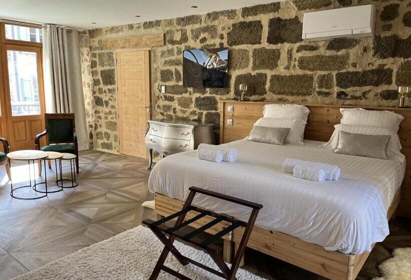 هتل Le 19   Suite 19   50m2   Centre Historique   Clim