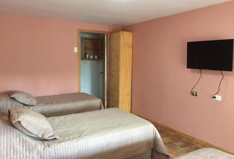 پانسیون Hostal Vaihonu
