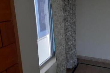 پانسیون Sadhal Residency