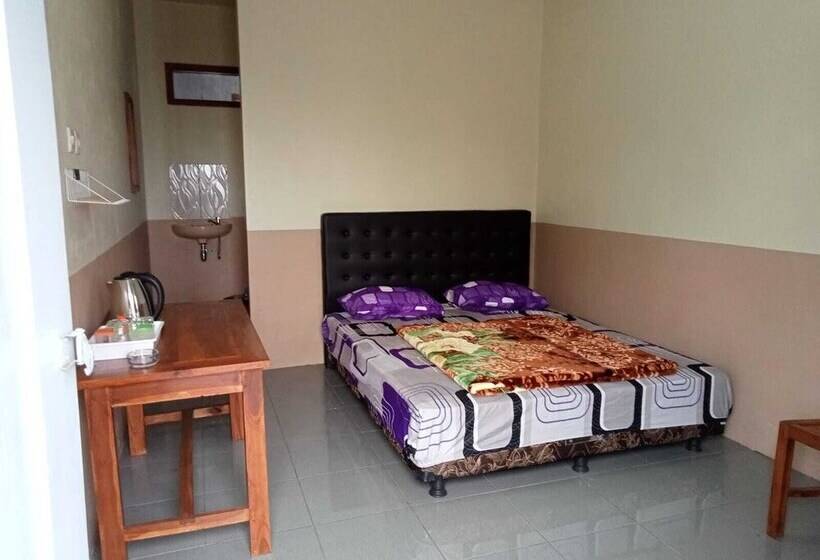 ペンション Tengger Indah Seruni Bromo