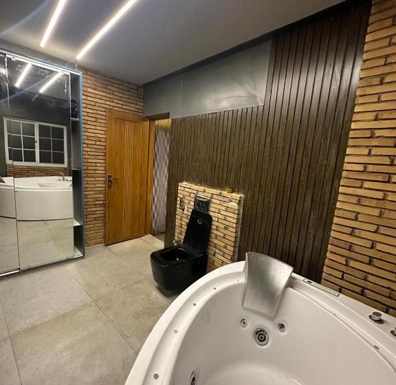 Shelter Inn Executive Apartments In Murree