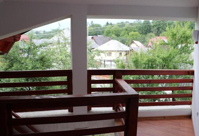 호스텔 Casa Camelia