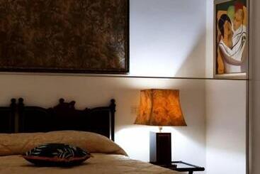 تختخواب و صبحانه Casa Luce