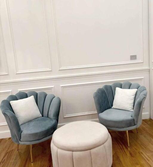 تختخواب و صبحانه Stabia Junior Suite
