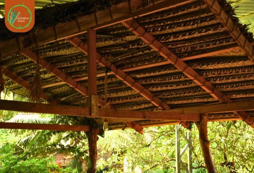 هتل Bamboo Bush Restaurant බට පඳුර