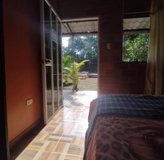 هتل Cabañas Horeb