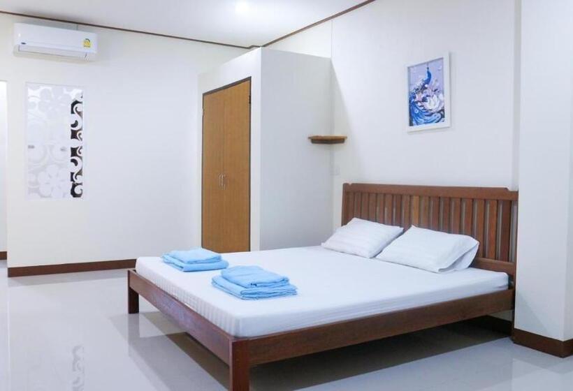 هتل Capital O 75521 Sang Siri Apartment