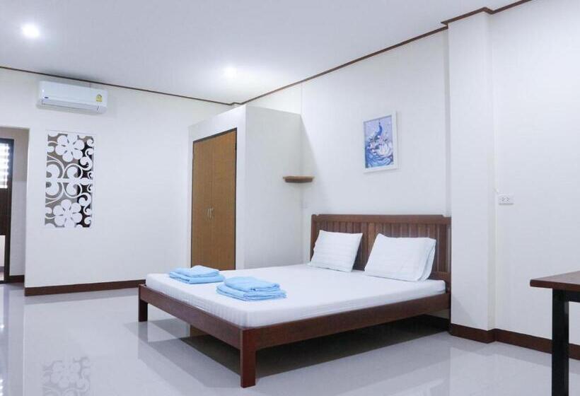 هتل Capital O 75521 Sang Siri Apartment