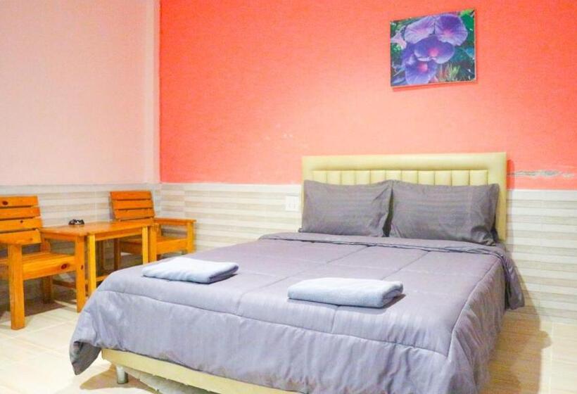 ホテル The Moon Resort Phetchaburi