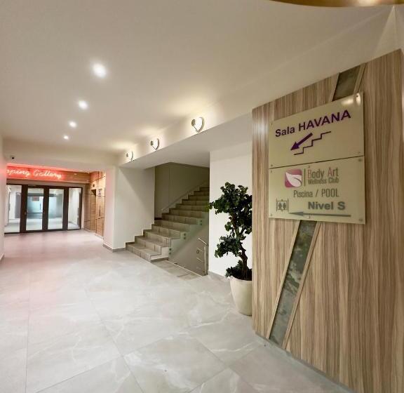 هتل Romeo Nights   Love Rooms   Jacuzzi Hydromassage