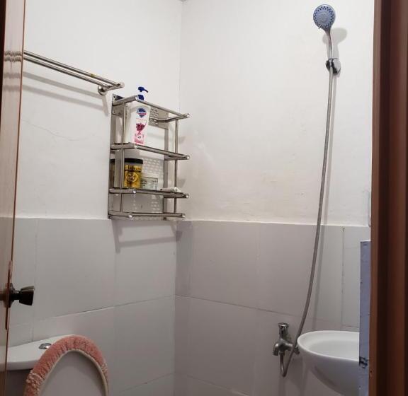 Пансион Mari Gold Travelers Inn