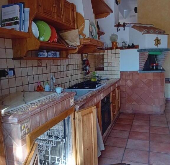 پانسیون Casa Roverelle