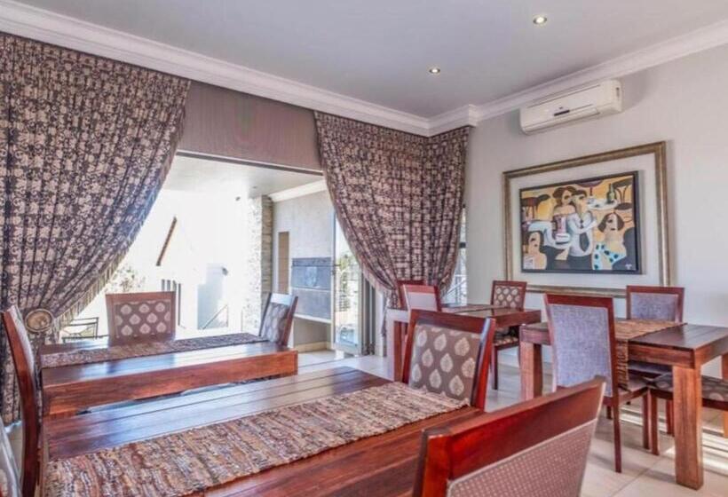 פנסיון Fairview Manor