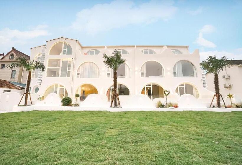 استراحتگاه 上海迪诺星辰度假民宿