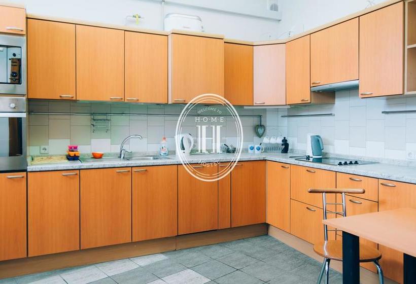 Hostelhome