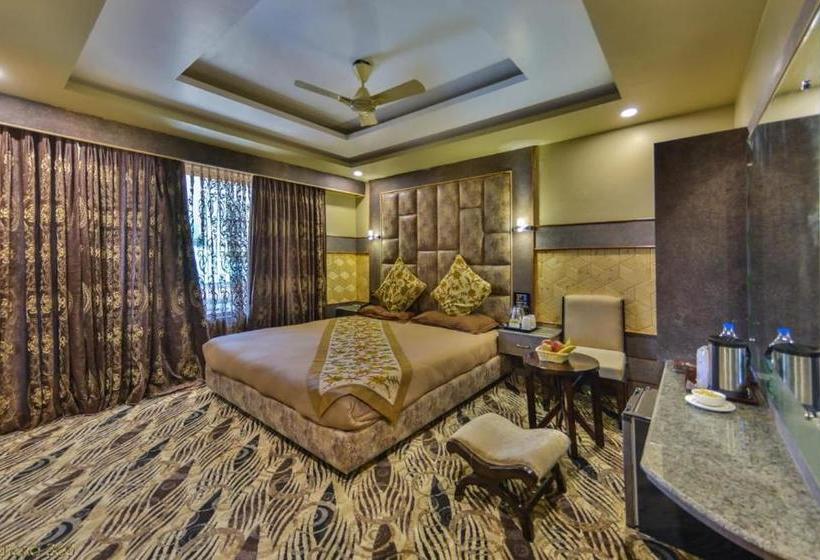 Отель Eden Resorts And Suits