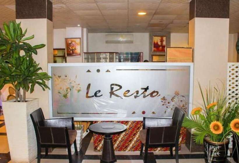 هتل New Rivoli  Benin