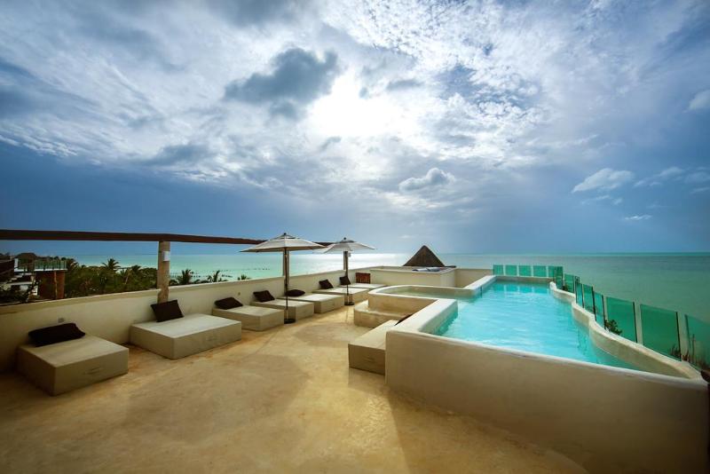 استراحتگاه Spirit Holbox
