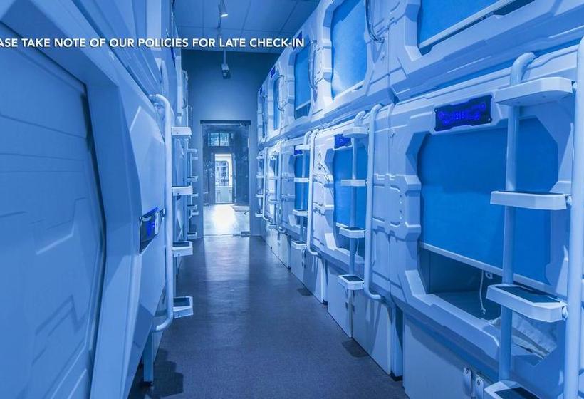 Zen Hostel Race Course Rd