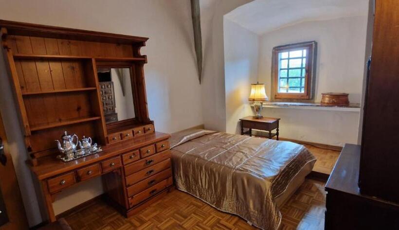 تختخواب و صبحانه Burg Hermannstein   Monks Room