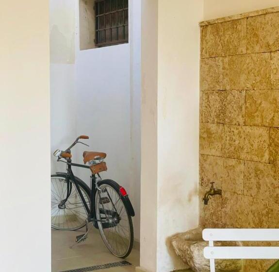 مبيت وإفطار La Corte Nel Vico