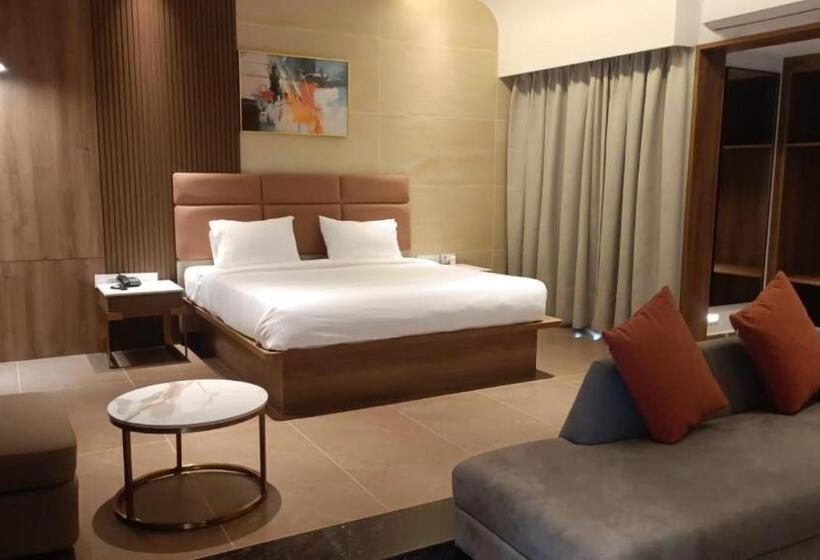 בית מלון כפרי Ananthyam Resort By Anukulas