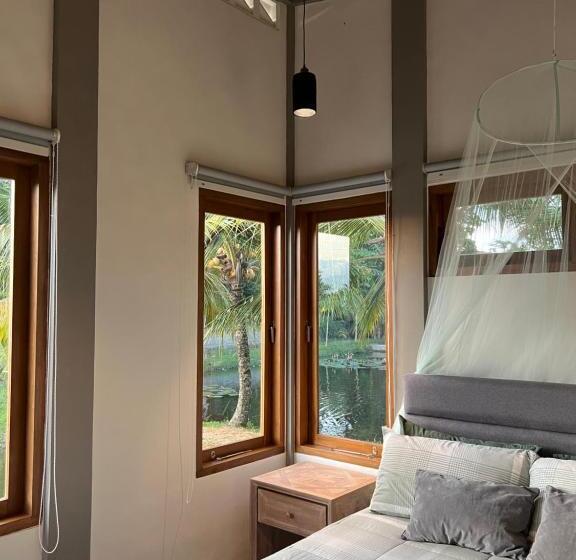 پانسیون Liontree Villa