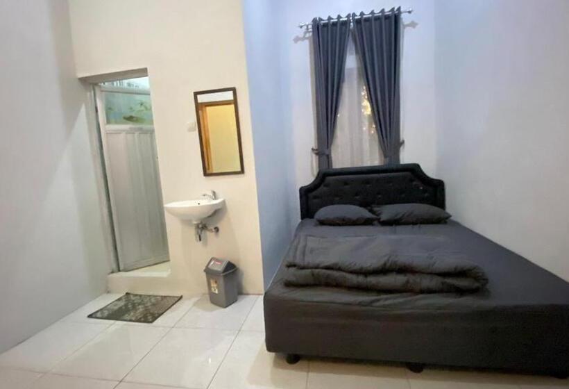 پانسیون Livina S House