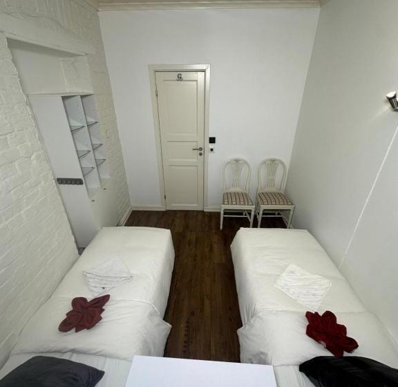 بنسيون The Station Central Apartments